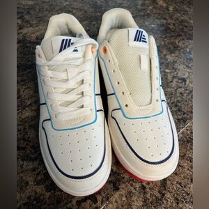 Aldi’s Shoes